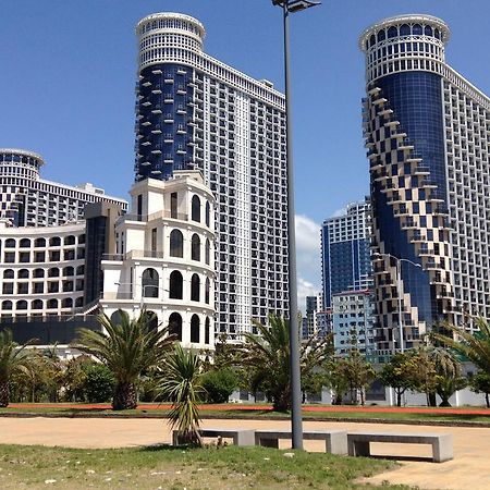 Apart Hotel Orbi Sea Towers Batumi Esterno foto