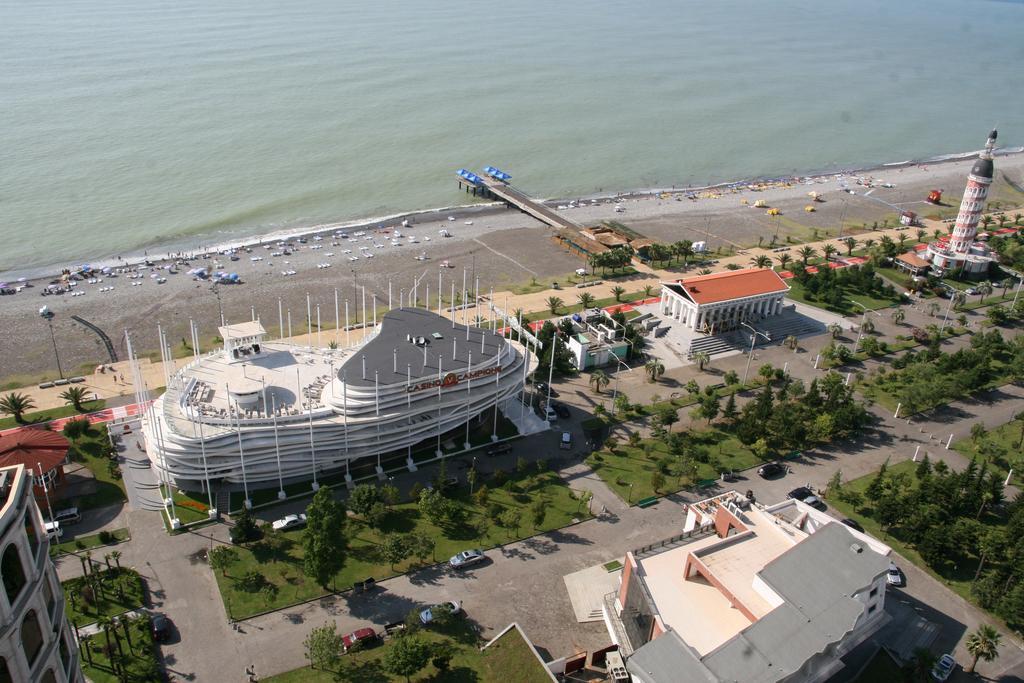Apart Hotel Orbi Sea Towers Batumi Esterno foto